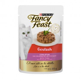 Fancy Feast pouch Goulash...