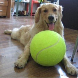 Pelota de tenis gigante...